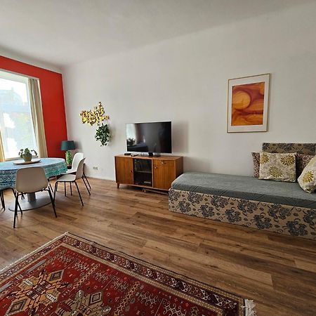 Vienna Palm Apartments Bagian luar foto