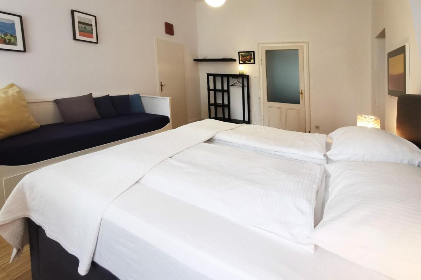 Vienna Palm Apartments Ruang foto