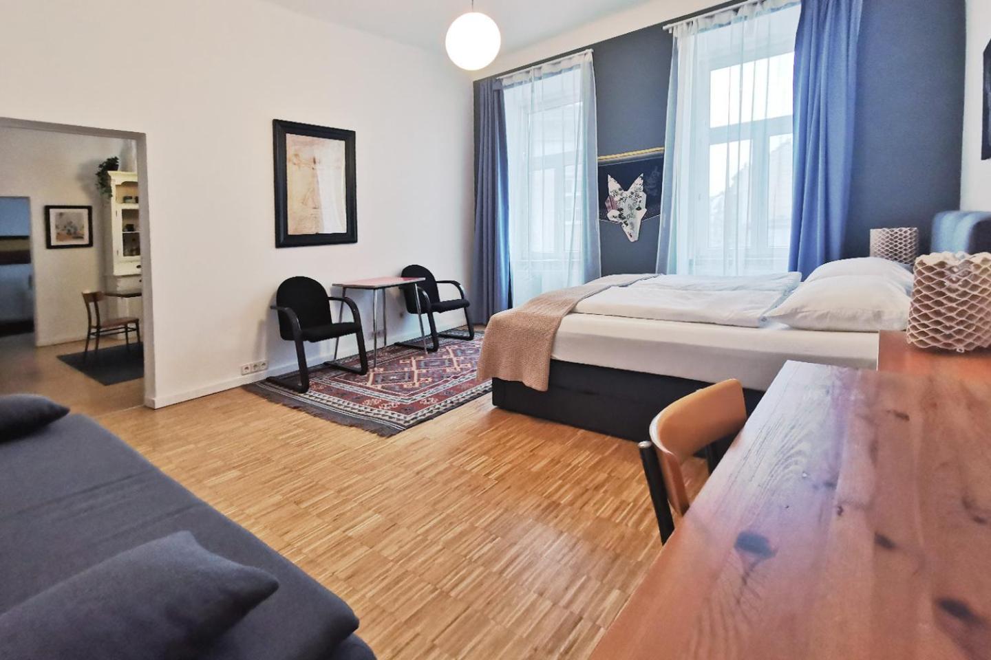 Vienna Palm Apartments Ruang foto
