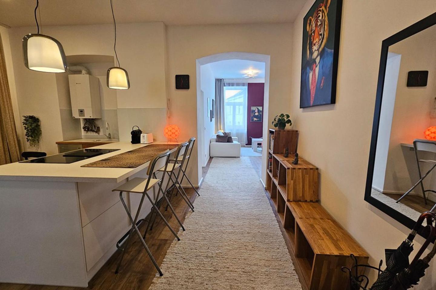 Vienna Palm Apartments Bagian luar foto