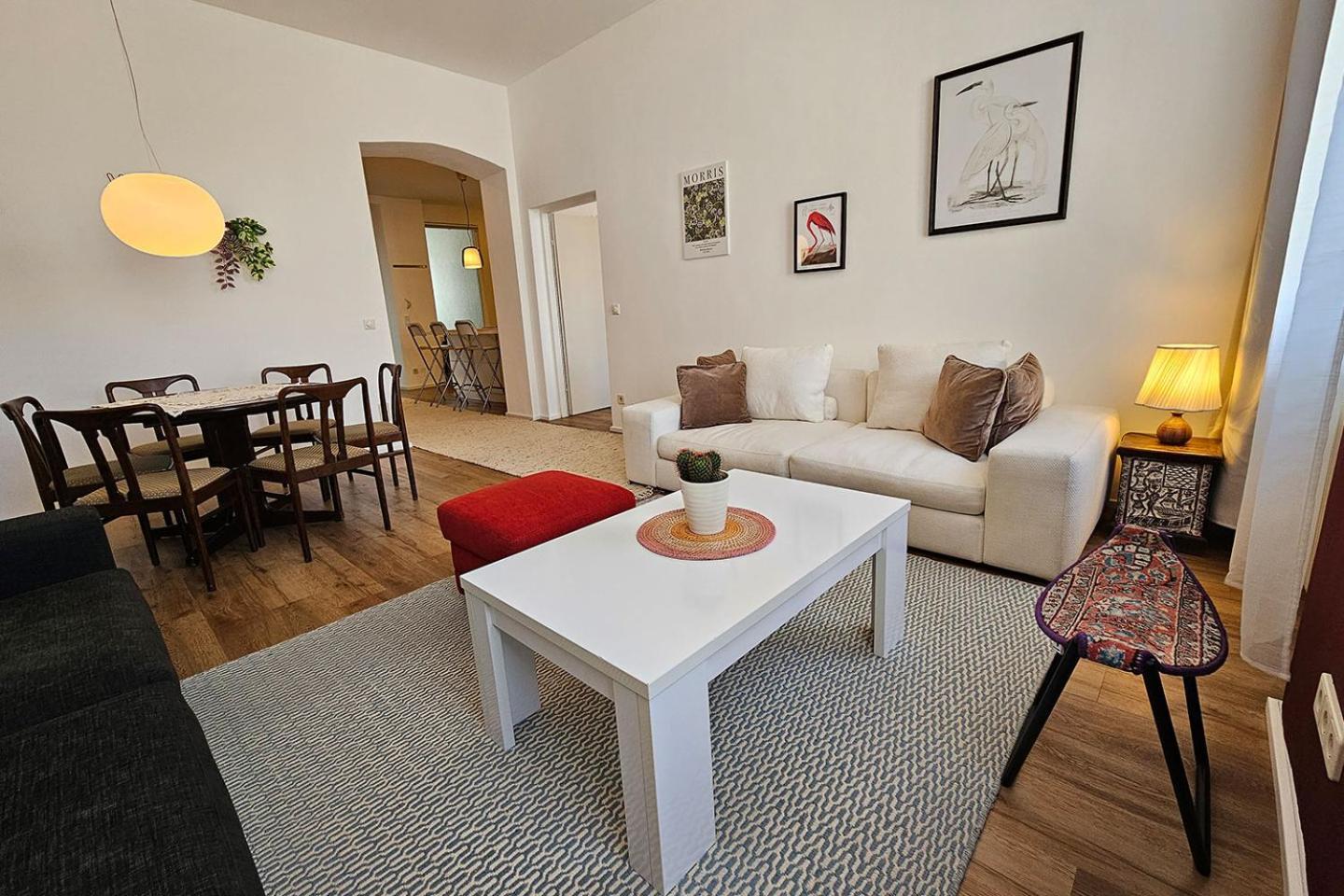 Vienna Palm Apartments Bagian luar foto
